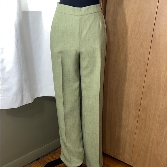NWT Jones Studio Classic Women's Sage Green Blazer and Pants Set - Picture 7 of 8